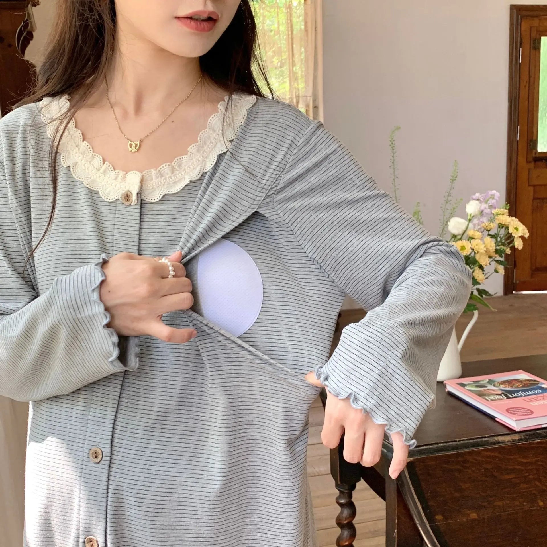 Maternity Sleep Suit O-Neck Lace Pijamas for Pregnant Women Loose Sleepwear for Winter Autumn Comfortable Maternity Nightgown